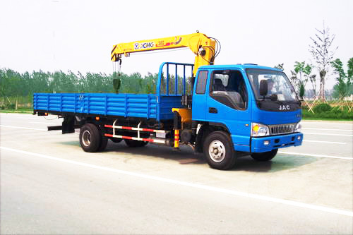 岳陽哪里有隨車吊賣|2噸-12噸隨車起重運(yùn)輸車|隨車吊廠家直銷