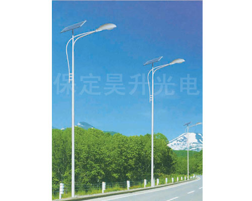 甘肅銀川太陽(yáng)能路燈：太陽(yáng)能電池板：太陽(yáng)能控制器：太陽(yáng)能光感