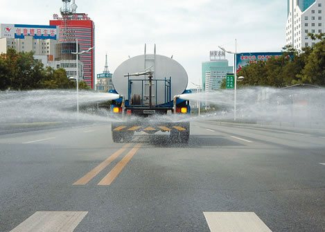 綠化灑水車  噴灑車