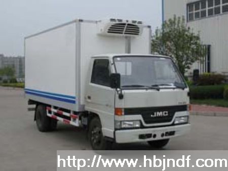 小型冷藏車(chē) 江鈴冷藏車(chē) 1.5噸冷藏車(chē)