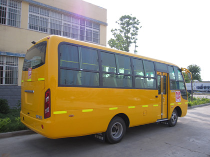 直銷--楚風(fēng)幼兒園校車價格 楚風(fēng)6米平頭專用校車價格 中巴校車價格