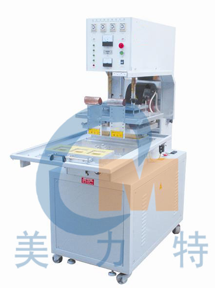 救生圈高頻熱合焊接機(jī)   救生圈高頻熱合焊接機(jī)價(jià)格