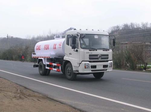 東風(fēng)天錦吸污車 8-10立方東風(fēng)天錦吸污車價格