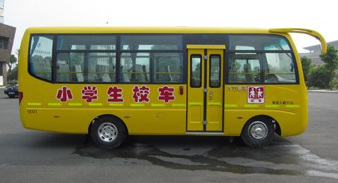 符合國(guó)家規(guī)定24-30座楚風(fēng)幼兒園校車