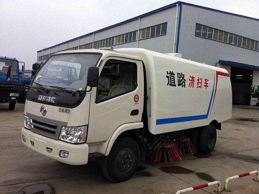 廠家直銷東風(fēng)勁卡清掃車價格_市政街道清掃車_特價掃路車多少錢