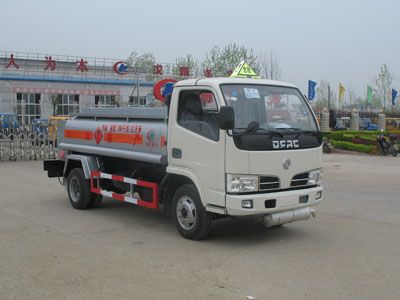 廣州油罐車|東風油罐車圖片|歐曼油罐車|大型油罐車報價|油罐車廠家