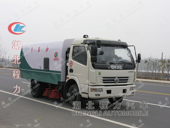 東風(fēng)掃路車|掃路車的操作規(guī)程|電動道路清掃車|掃路車生產(chǎn)廠家