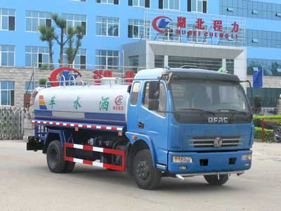 北京房山區(qū)東風(fēng)福瑞卡灑水車  多功能灑水車  前四后八灑水車報(bào)價(jià)