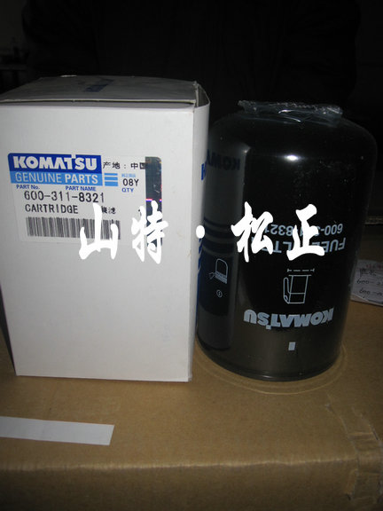 小松挖掘機配件，PC400-8,PC450-8發(fā)動機保養(yǎng)濾芯，柴濾