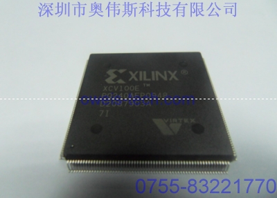 XILINXIC XCV100E-PQ240