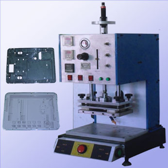 江西電視殼鉚點(diǎn)焊接機(jī)，萍鄉(xiāng)塑料多鉚接機(jī)