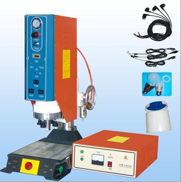 廠家直銷廣東超聲波焊接機(jī),質(zhì)量保障超聲波熔接機(jī)