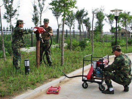 安徽搶險(xiǎn)防汛打樁機(jī)價(jià)格＂d9植樁機(jī)價(jià)格-防汛物資《專利便攜式打樁機(jī)