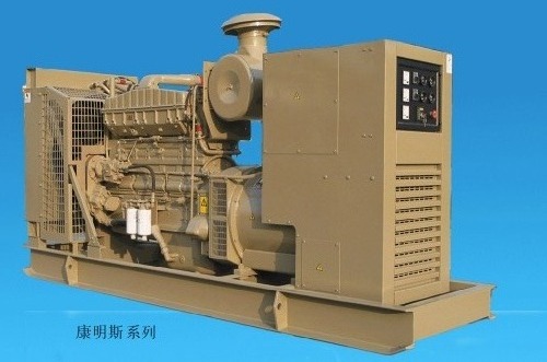 2000KW康明 斯柴油發(fā)電機(jī)組