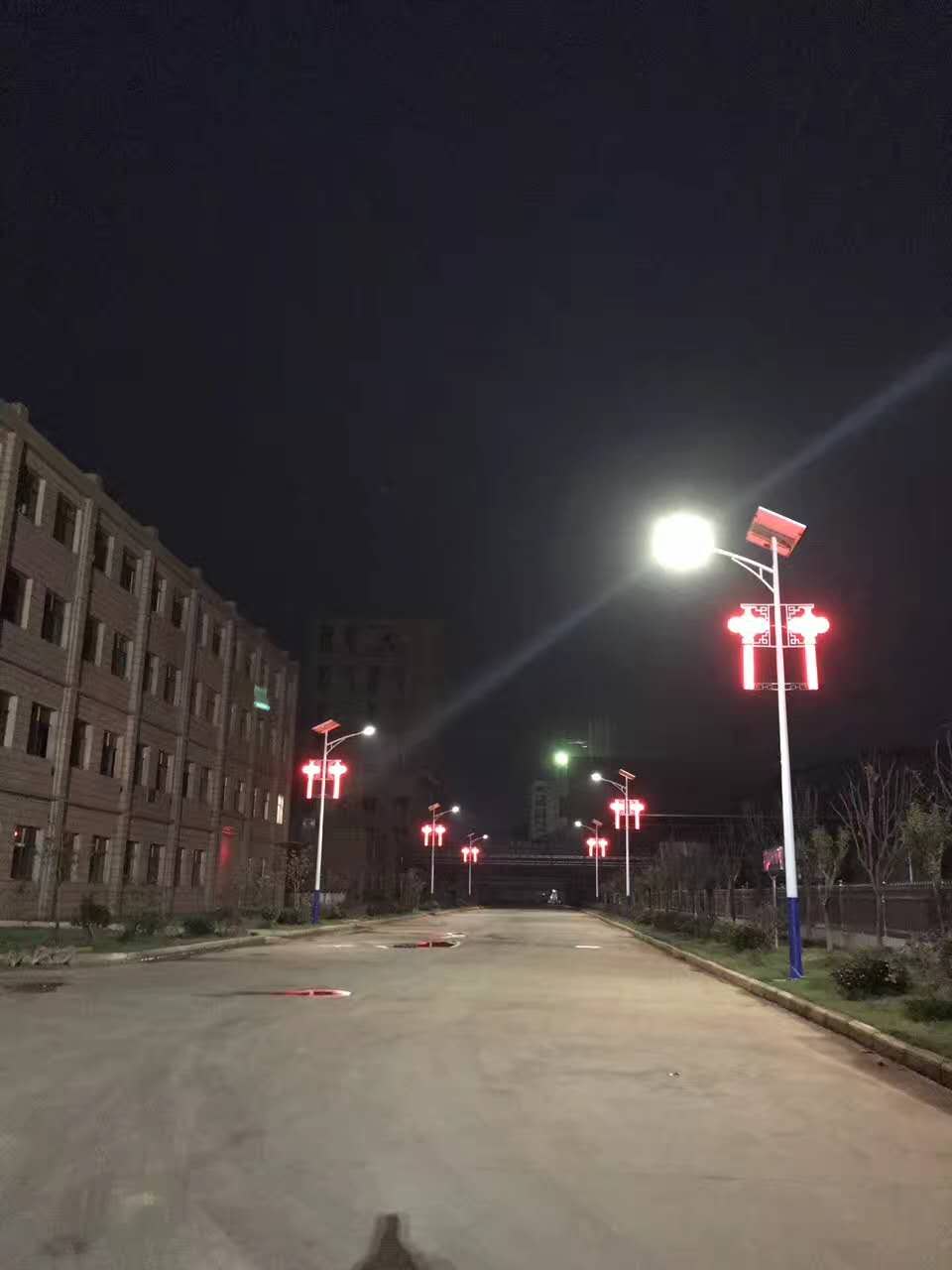 湖南永州寧遠LED路燈批發(fā) 寧遠太陽能路燈整套價格