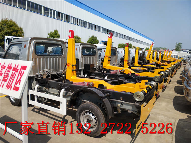 3方車(chē)型可卸式垃圾車(chē)總批發(fā)_勾臂垃圾車(chē)?yán)占? title=