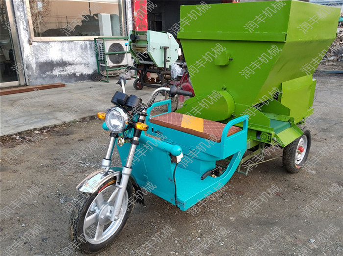 撒料車的制作 撒料車的材質(zhì) 多種規(guī)格的撒料車