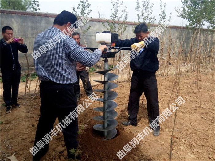 可加長的挖坑機 不會卡土的挖坑機 齒輪二級變速挖坑機