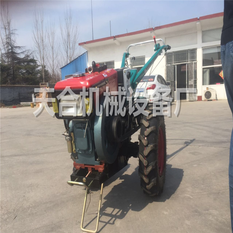 多功能農(nóng)用小型手扶拖拉機(jī)價格 12馬力手扶式田園管理機(jī)