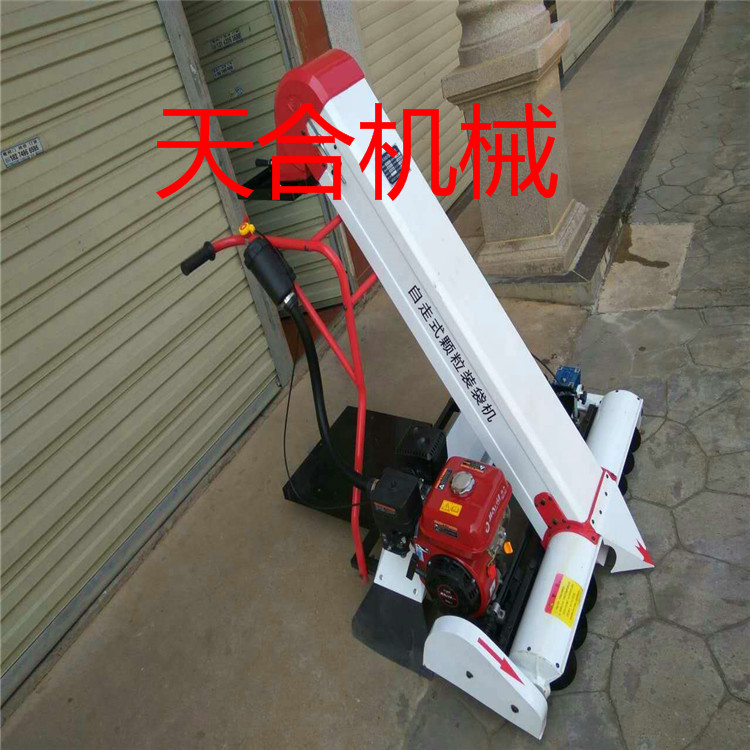 汽油動力小麥裝袋機(jī) 谷物顆粒收集機(jī) 手推自走式 全自動糧食裝袋機(jī)