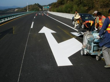 廣州交通道路首先亞興設(shè)施公司/道路劃線施工/停車場設(shè)計施工