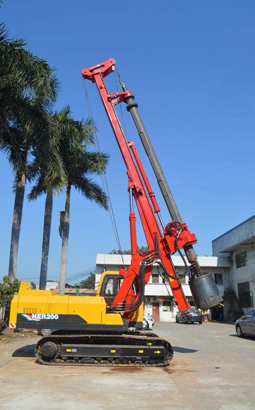 旋挖鉆機(jī)海峨樁工廠家包教會(huì)