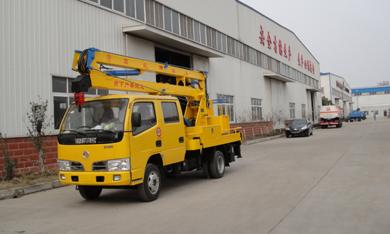 高空作業(yè)車 國五東風(fēng)多利卡14米高空作業(yè)車報(bào)價(jià)