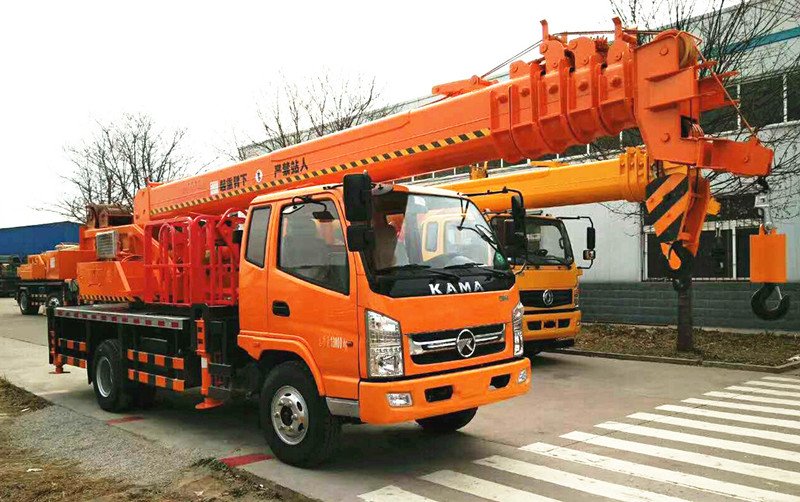 12噸吊車國五凱馬汽車吊車廠家直銷