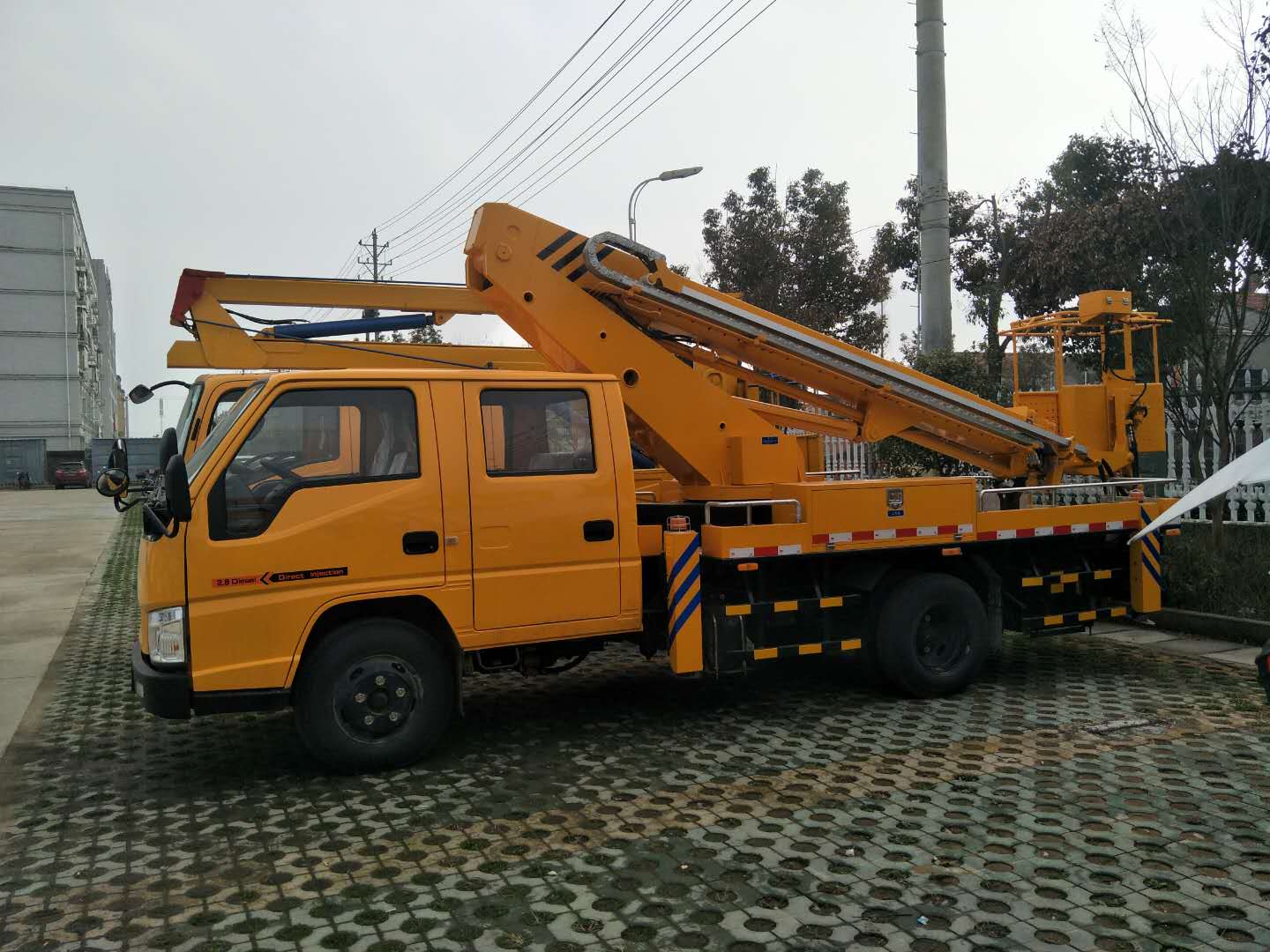 西峽縣18米江鈴高空作業(yè)車廠家直銷