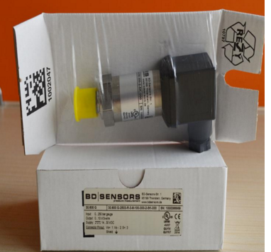 BD SENSORS DMP 343-100-S250-E-3-M10-300-