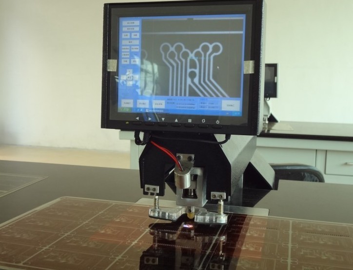 線路板自動(dòng)打孔機(jī) 菲林自動(dòng)打孔機(jī)說(shuō)明