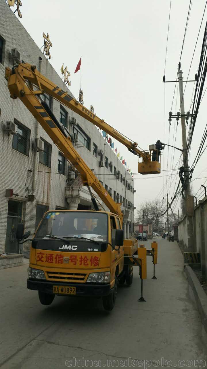 北京高空作業(yè)車出租升降車出租路燈車租賃