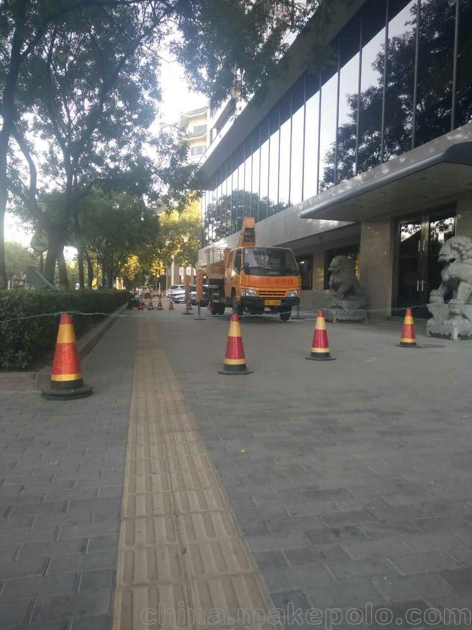 高空作業(yè)車出租 升降平臺租賃 叉車租賃 吊車出租