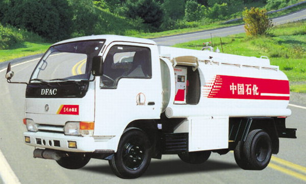 3噸油罐車(chē)