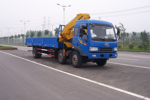 XZJ5200JSQJ型隨車起重運(yùn)輸