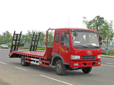 解放排半平板車(chē)-8噸-15噸挖機(jī)運(yùn)輸車(chē)