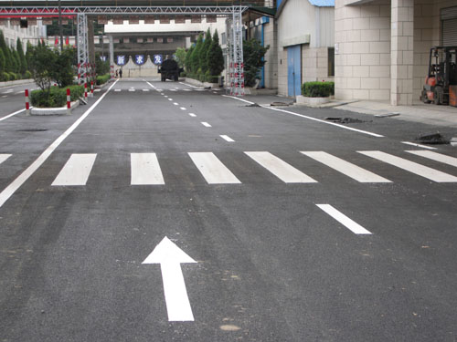 東莞2011酒店劃線，深圳道路劃線，惠州車位劃線，廣州斑馬線