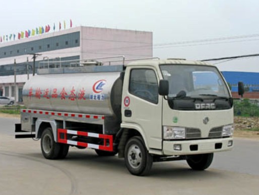 奶罐車 EQ1060TJ20D3液態(tài)食品運(yùn)輸車 小霸王奶罐車