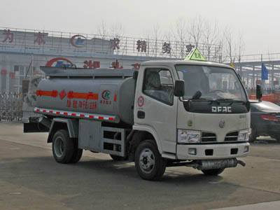 3噸運(yùn)油車配置，6噸加油車圖片，9噸稅控加油車全新參數(shù)