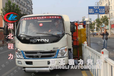 湖北程力汽車|吸污車的上裝布局和配件的規(guī)格不同