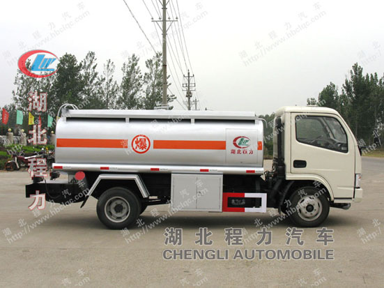 廠家供應(yīng)3噸加油車5噸加油車價(jià)格5噸加油車廠家3噸加油車廠家