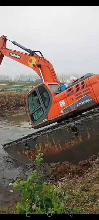 武漢漢陽水陸挖掘機租賃河道清淤服務