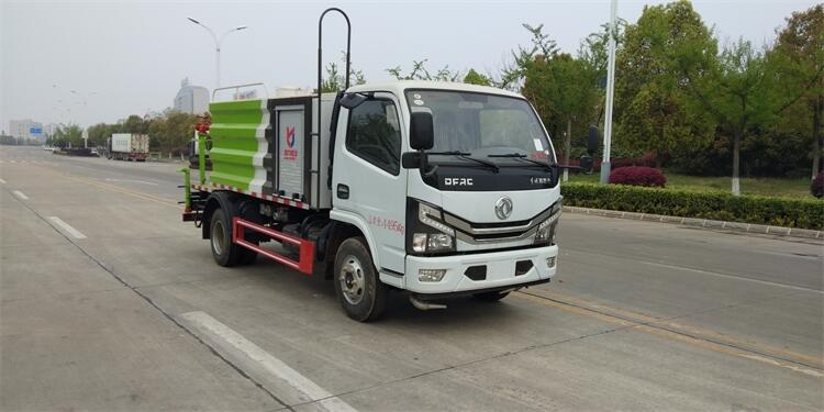 安陽重汽灑水車哪里有賣,程力威水車