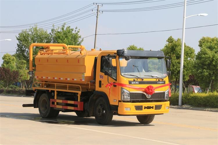 諸城東風(fēng)吸污車銷售點(diǎn) 吸污車廠家價(jià)格 廠家走量車型