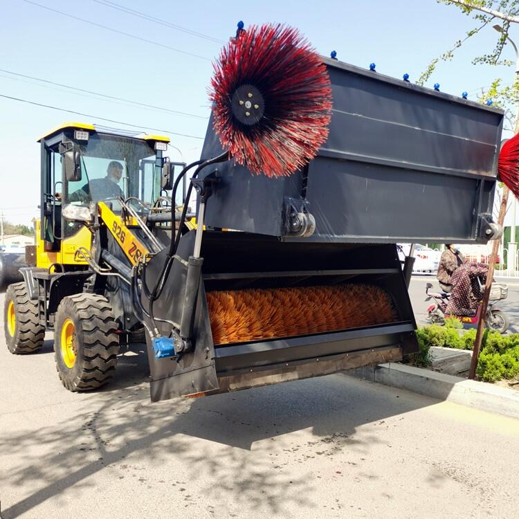 30鏟車改裝掃路掃雪機機50鏟車改裝掃路機掃雪機