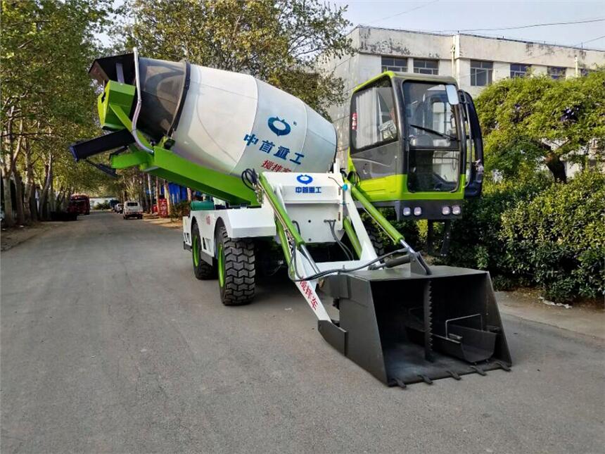 帶電子秤砂石料攪拌車 罐體旋轉(zhuǎn)攪拌車玉柴機(jī)器不熄火L