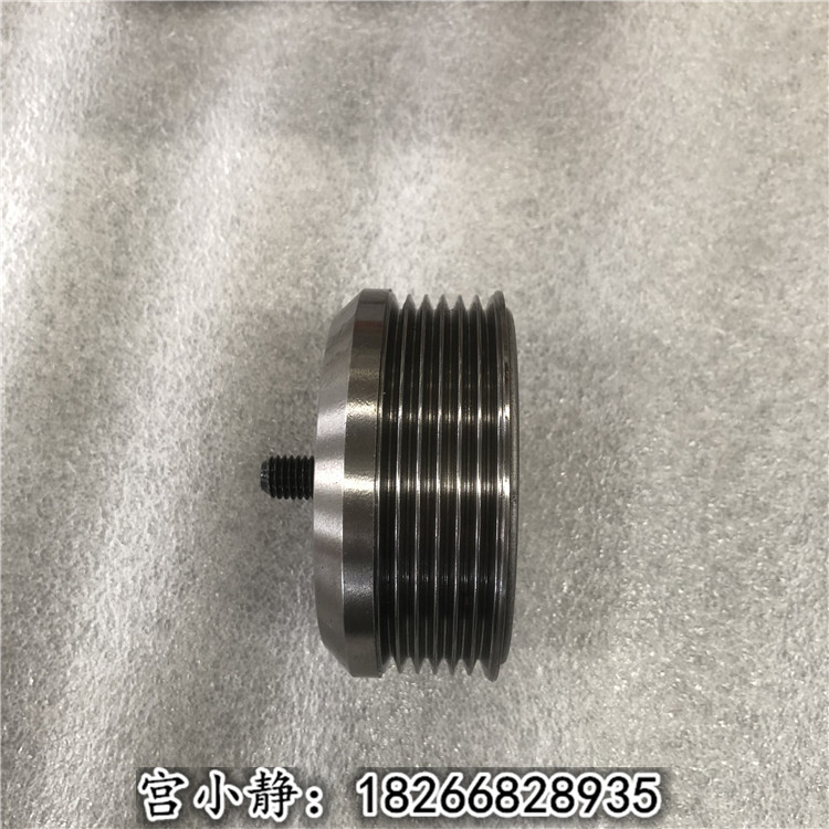 6BT5.9發(fā)動機配件惰輪4991240 ALTERNATOR LOCATION