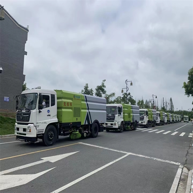 江蘇揚(yáng)州城市路面洗掃車哪里有賣