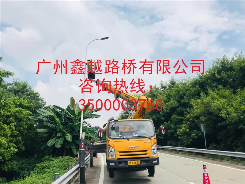 花都區(qū)高空作業(yè)車(chē)出租-路燈車(chē)出租-機(jī)械設(shè)備