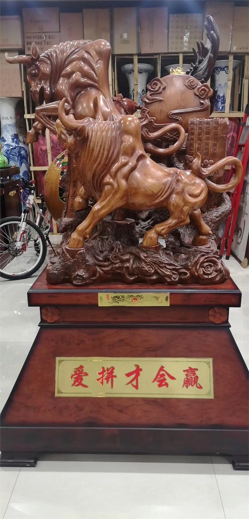 供應(yīng)西安開業(yè)慶典禮品，165CM財(cái)勢(shì)如牛擺件，西安喬遷禮品